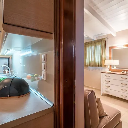 Willa Fiorentinos Tragaki